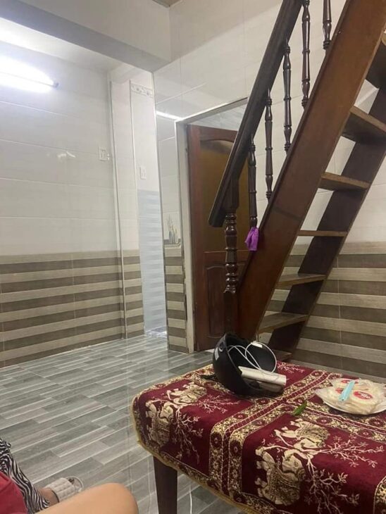 ♥ 1.25 tỷ Nhà Kiệt Nguyễn Tất Thành thông Trần Cao Vân, 30m2, ngang 4m, vuông, 2 tầng