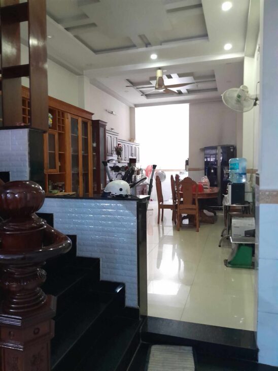 Mặt tiền Chợ 130m2 có 15 tỷ Bùi Văn Ngữ Hiệp Thành Quận 12 Hồ Chí Minh