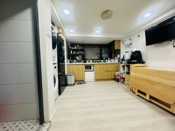 NHÀ ĐẸP PHƯỜNG 3 , QUẬN 8 – TẶNG NỘI THẤT CAO CẤP – KHU VỰC TRUNG TÂM , CÁCH AEON QUẬN 8 CHỈ