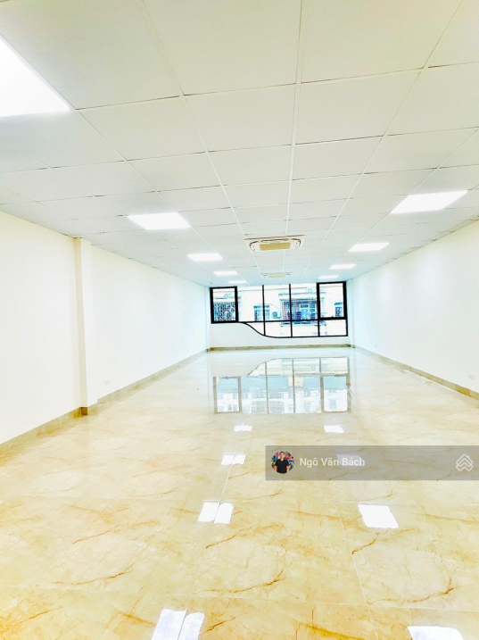 SIÊU HIẾM bán nhà mặt phố Phú Diễn 210m2, 6.5m mặt tiền, kinh doanh vô đối, dòng tiền 1.2 tỷ/năm
