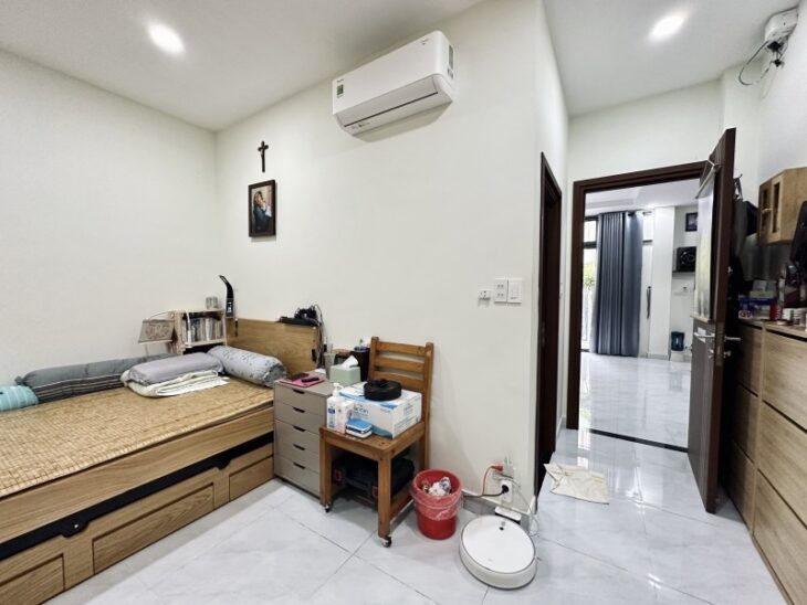 Bán gấp nhà HXH NGUYỄN TRỌNG TUYỂN 7 phòng cho thuê 30tr.