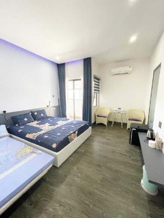 Mặt tiền kinh doanh ngay Chợ Lý Phục Man, 100m2, 3 tầng, thu nhập 300triệu/Năm, Bình