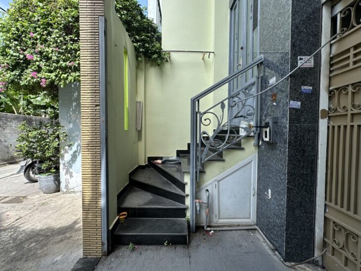 Căn hộ dịch vụ THÍCH QUẢNG ĐỨC – 17 PHÒNG – 70tr/th – HXH.