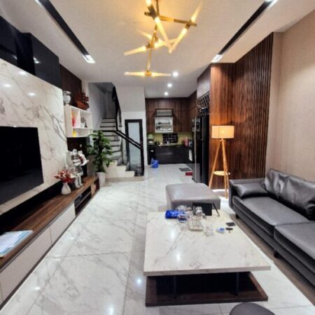 BÁN NHÀ GẦN PHỐ LÊ TRỌNG TẤN, Ô TÔ CHẠY VÒNG QUANH, NỘI THẤT VIP, 50m, 12.5 tỷ