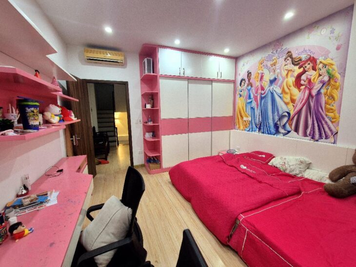 BÁN NHÀ GẦN PHỐ LÊ TRỌNG TẤN, Ô TÔ CHẠY VÒNG QUANH, NỘI THẤT VIP, 50m, 12.5 tỷ