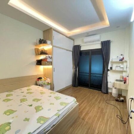 ‘BÁN NHÀ GẦN PHỐ LÊ TRỌNG TẤN, Ô TÔ ĐỖ CỬA 50m, 5 TẦNG, 35m, 5.2 tỷ