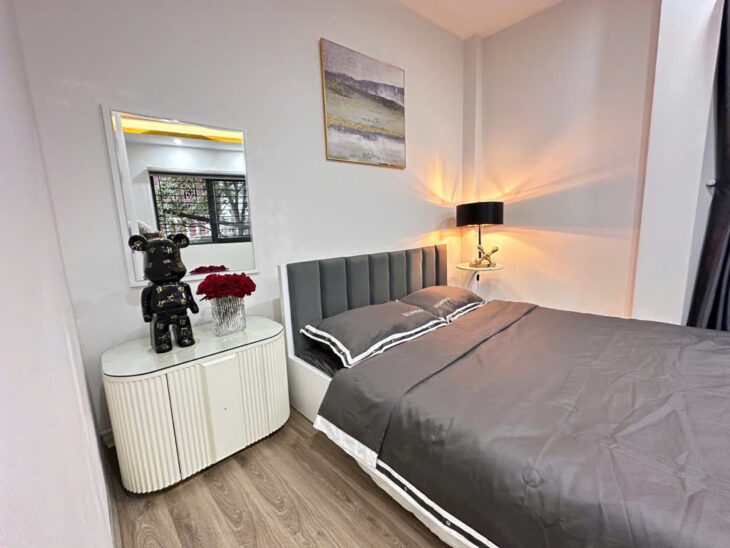 Hiếm có! Bán nhà Bùi Xương Trạch, 33m2, hơn 7 tỷ, lung linh, thoáng sáng, ở kết hợp kinh doanh