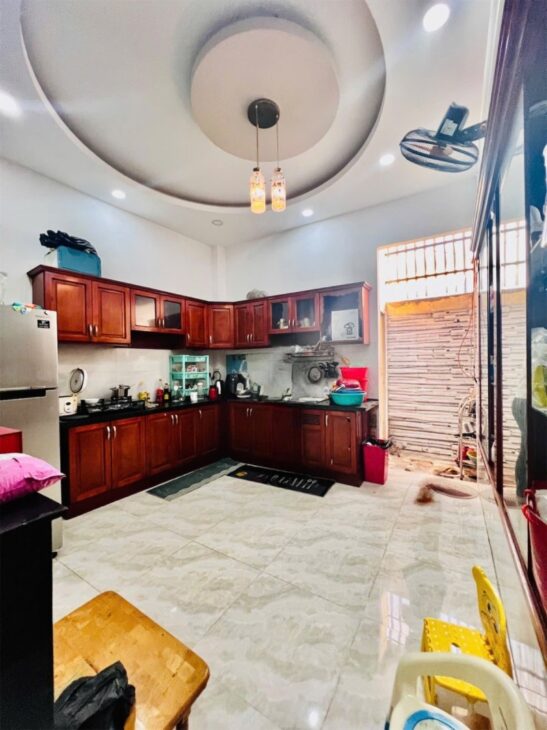 Bán nhà đẹp Đối diện Vạn Phúc City, HXH Căn góc 2 Mặt tiền Chủ gấp bán giảm 300tr chỉ còn 6,5 tỷ