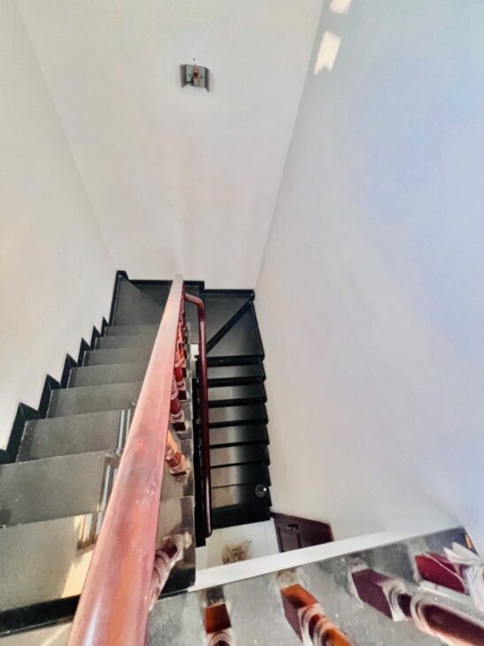 Bán nhà đẹp Đối diện Vạn Phúc City, HXH Căn góc 2 Mặt tiền Chủ gấp bán giảm 300tr chỉ còn 6,5 tỷ