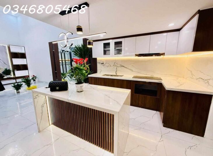 BÁN NHÀ RIÊNG 58m 4PN, 5WC, giá cực chất 9,3 tỷ tại Đê La Thành, Ba Đình, Hà Nội