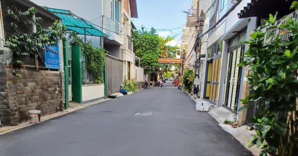 # Nhà Kiệt Ô tô đậu cửa Lê Hữu Trác, 84m2, 2 tầng sạch sẽ, Kinh Doanh Tốt, 5.35 tỷ