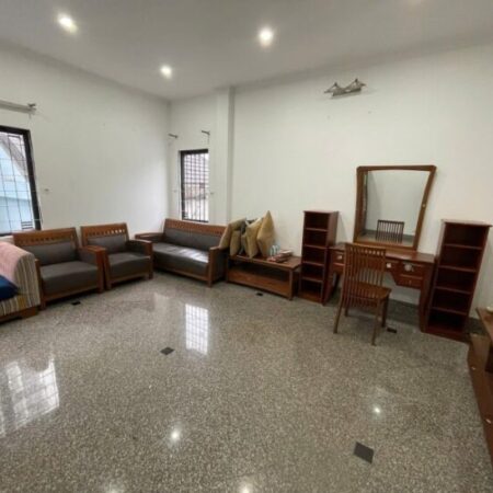 # Nhà sát MT Lý Tự Trọng, gần Công An TP, 55m2, 3 tầng đúc cứng, sạch bong, 4PN, 3.95 tỷ # Nhà sát MT Lý Tự Trọng, gần Công An TP, 55m2, 3 tầng đúc cứng, sạch bong, 4PN, 3.95 tỷ