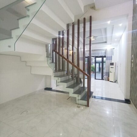 ► Mặt Tiền Lương Thế Vinh, 60m2, 3 tầng, kinh doanh, 5.x tỷ