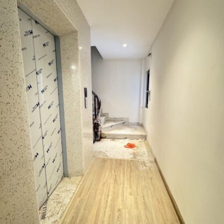 Bán nhà mặt phố Đàm Quang Trung, Long Biên, 45m², 6 tầng, 12.3 tỷ, Gara, thang máy