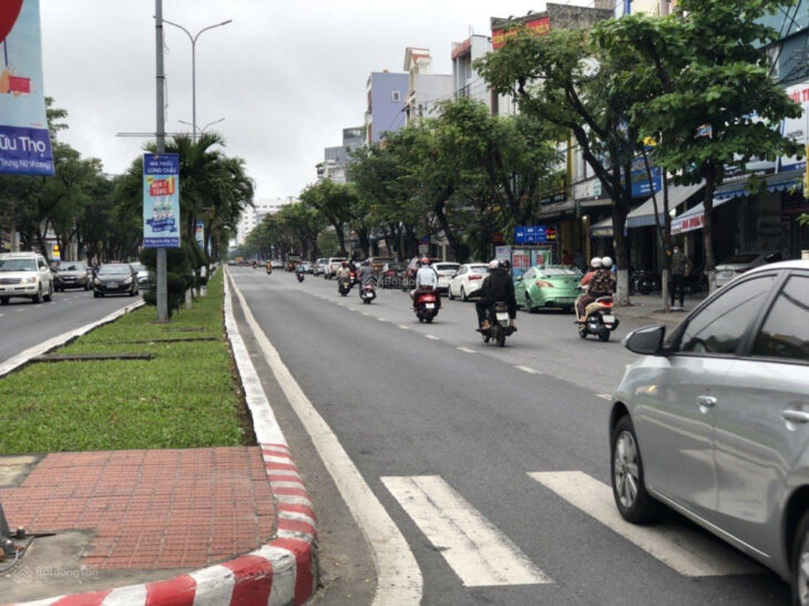 # Mặt Tiền Nguyễn Hữu Thọ gần Bệnh Viện C17, 84m2, ngang 5.5m, 3 tầng, KD Đỉnh, 15.x tỷ