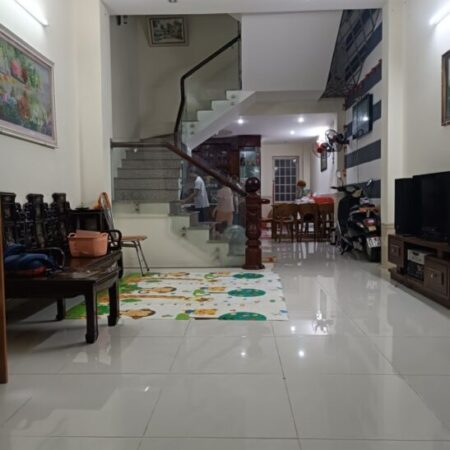 ♥ Đường 5.5m gần Trương Chí Cương, Hải Châu 67m2, 4 tầng cứng, 4.9x tỷ ♥ Đường 5.5m gần Trương Chí Cương, Hải Châu 67m2, 4 tầng cứng, 4.9x tỷ