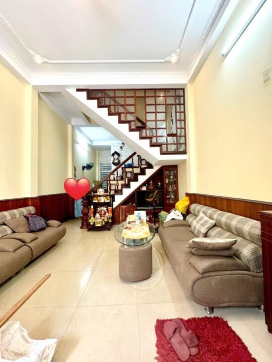 ♥ Đường nhựa Ô tô, có lề gần Nguyễn Hoàng, 45m2, 3 tầng cứng, nhỉnh 5 tỷ