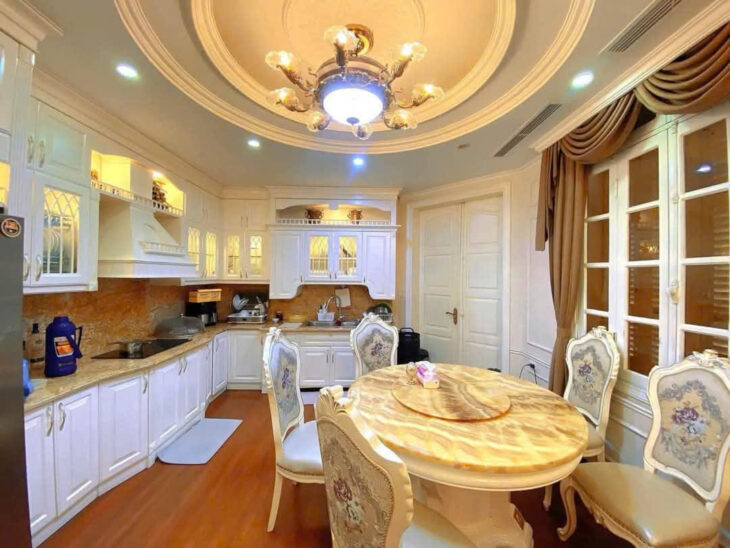 Biệt Thự Cầu Giấy đẳng cấp thượng lưu, gara 2 ô tô, thang máy, KD VP SPA 180m nhỉnh 40 tỷ