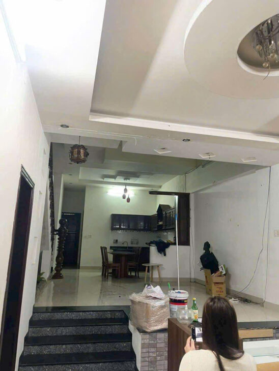 CHO THUÊ NHÀ 3 TẦNG trước mặt TRẦN VĂN ƠN