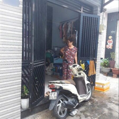 Bán nhà 84m², 2PN, Q.8, Nguyễn Thị Tần, 6.6 tỷ, không quy hoạch, sổ đỏ riêng, công chứng nhanh