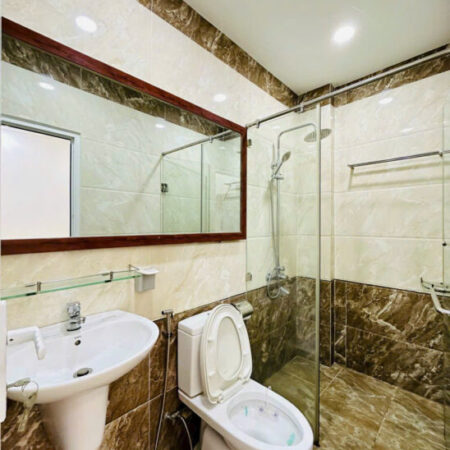 NHÀ BÁN VỊ TRÍ KẾ MẶT TIỀN THỐNG NHẤT – P.11 – XEM NGÀY NGAY GỌI E 03332 9 5552 THÚY
