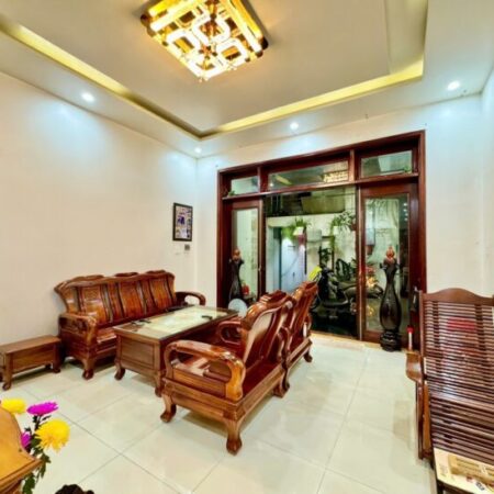 GẤP BÁN NHÀ 3 TẦNG, 3 MÊ FULL NỘI THẤT CAO CẤP – ĐỐI DIỆN BẾN XE – TỐNG DUY TÂN -LIÊN CHIẾU – GIÁ