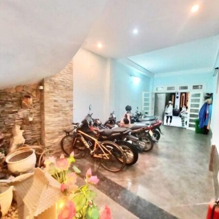 LINH LANG – BA ĐÌNH – 57M2 X 7 TẦNG – Ô TÔ 7 CHỖ VÀO NHÀ – LÔ GÓC – CHỈ HƠN 19 TỶ