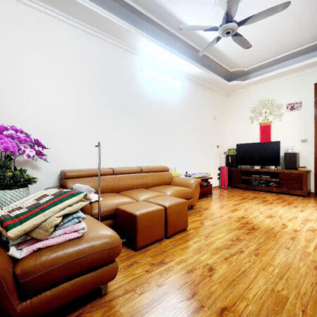 Bán nhà Phố Hào Nam, Gần Phố, Lô Góc Thoáng Sáng, 45mx5T, Giá: 10.5 Tỷ, Lh: 0396935190.