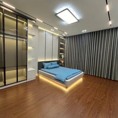 Đáng giá! Bán nhà Cự Lộc, Láng, Ngã Tư Sở, 32m2, nhỉnh 7 tỷ, đẹp lung linh, ở ngay, vị trí đắc địa