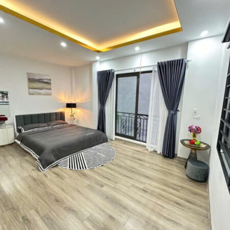 Hiếm có! Bán nhà Bùi Xương Trạch, 33m2, hơn 7 tỷ, lung linh, thoáng sáng, ở kết hợp kinh doanh