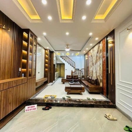 Nhà đẹp! Bán nhà Vũ Trọng Phụng, Ngụy Như Kon Tum, 36m2, nhỉnh 7 tỷ, ngõ nông, đẹp, ở ngay