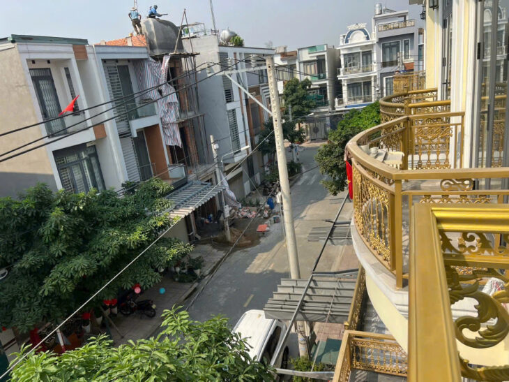 Bán nhà 1T2L mặt tiền Dĩ An Bình Dương