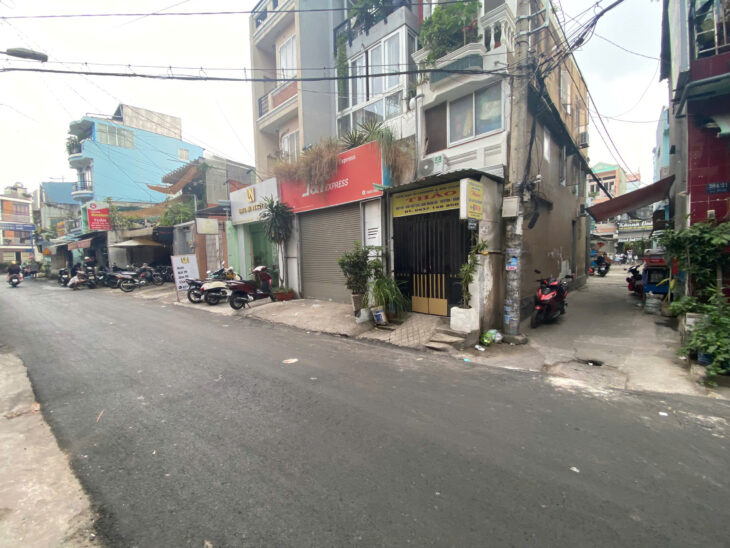 Bán Nhà HXH Bùi Đình Túy 32m2, 2 P.Ngủ Chỉ Nhỉnh 4 Tỉ