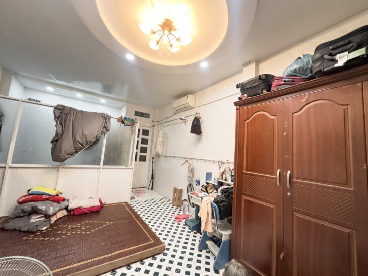 MTKD Ni sư Huỳnh Liên – p10 Tân Bình, Nở tiền, giá chỉ 6,95 tỷ.