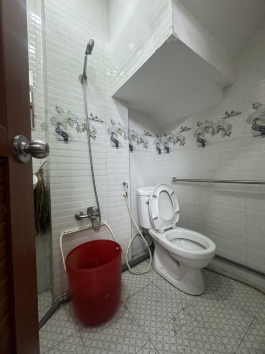 NHÀ ĐẸP đường DẠ NAM – LÔ GÓC 2 MẶT HẺM – XE TẢI THÔNG – 50M RA CÔNG VIÊN – THÍCH HỢP KINH DOANH
