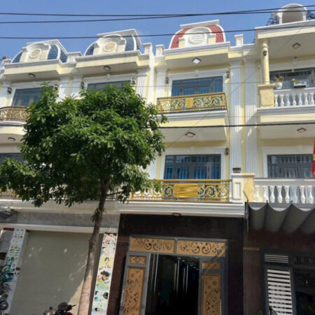 Bán nhà 1T2L mặt tiền Dĩ An Bình Dương