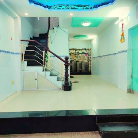 Bán nhà Phường Linh Tây DT sàn 96m2 có 2 Phòng ngủ 2 WC 2 Tầng Đúc chắc chắn giảm 300TR còn 3,75 tỷ