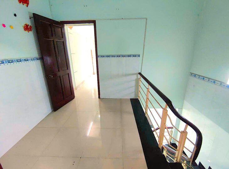 Bán nhà Phường Linh Tây DT sàn 96m2 có 2 Phòng ngủ 2 WC 2 Tầng Đúc chắc chắn giảm 300TR còn 3,75 tỷ