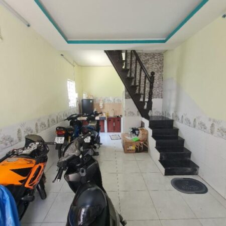 ???? **Cơ Hội Sở Hữu Nhà Tại Bình Tân** Chỉ với 2.2 Tỷ ???? **Cơ Hội Sở Hữu Nhà Tại Bình Tân** Chỉ với 2.2 Tỷ