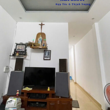 5tr5/tháng. CHO THUÊ NHÀ KIỆT xe con NGUYỄN KHOA CHIÊM