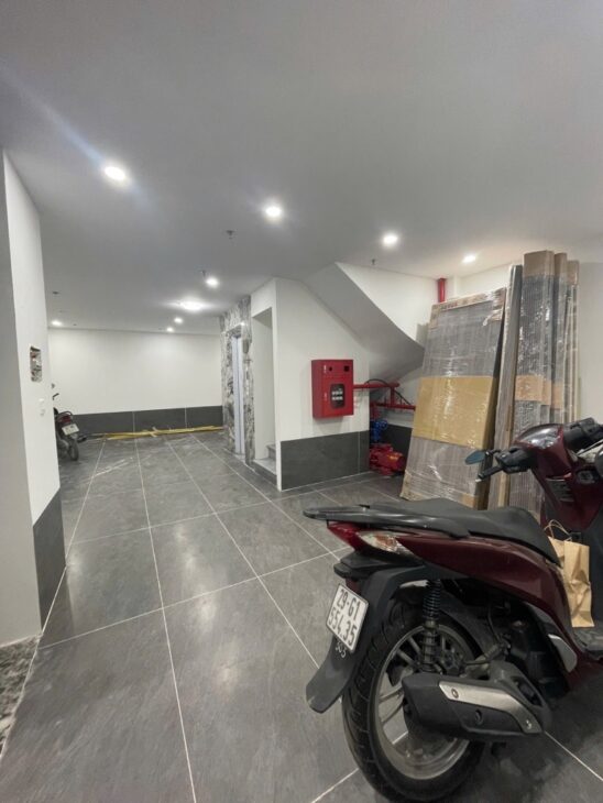 NHÀ YÊN HÒA 60M2 X 7T – 14.9 TỶ – OTO NGỦ TRONG NHÀ – THANG MÁY – DÒNG TIỀN ĐỈNH
