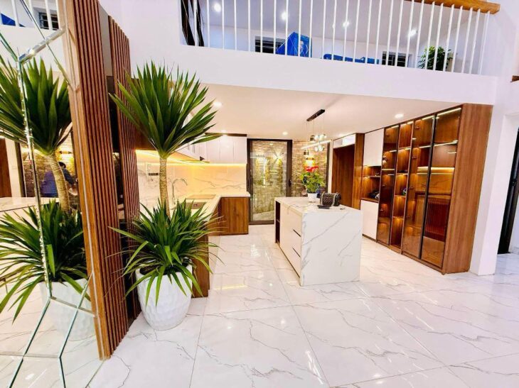 BÁN NHÀ NGÕ 678 LA THÀNH – 58M2, 5 TẦNG 4 PHÒNG NGỦ – NHÀ ĐẸP, NGÕ NÔNG, THOÁNG SÁNG