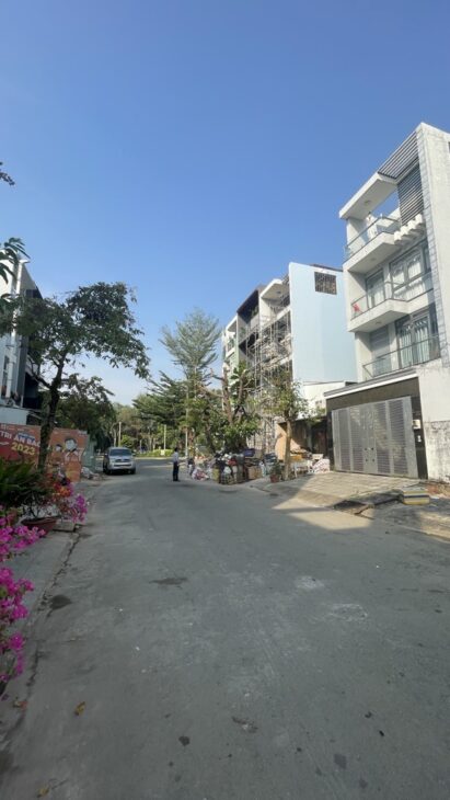 – NHÀ MỚI 4 TẦNG, Ngay Công Viên, THANG MÁY, MẶT TIỀN KHU TÁI ĐỊNH CƯ PHƯỜNG PHÚ MỸ, Quận 7, ĐƯỜNG