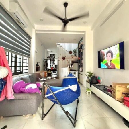 Bán Nhà Nguyễn Văn Công 3 Tầng Kế C.Viên Gia Đình Nhỉnh 4 Tỉ