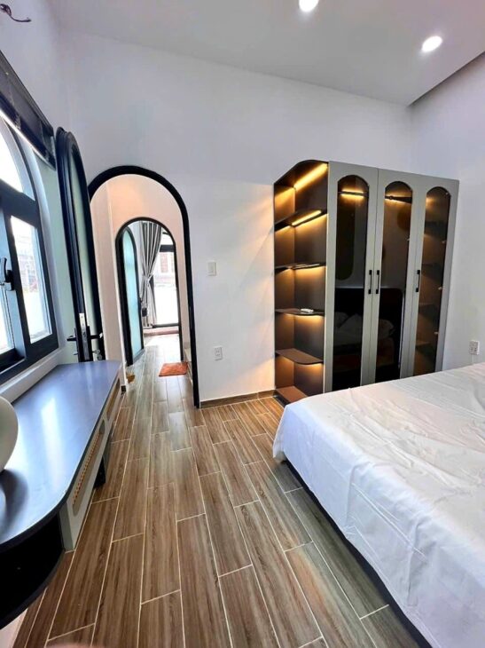 Bán Nhà Dương Quảng Hàm 30m2, Nhà Mới Ở Ngay Nhỉnh 3 Tỉ