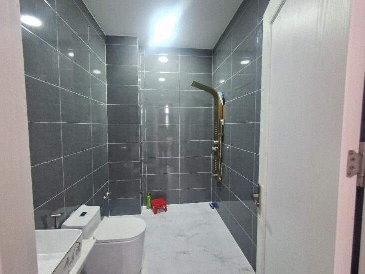 Nhà mới ở ngay, 128m2, 3 tầng, Ngang 7m, hẻm xe hơi, 803 Huỳnh Tấn Phát, Phú Thuận Quận 7-Giá 12 tỷ