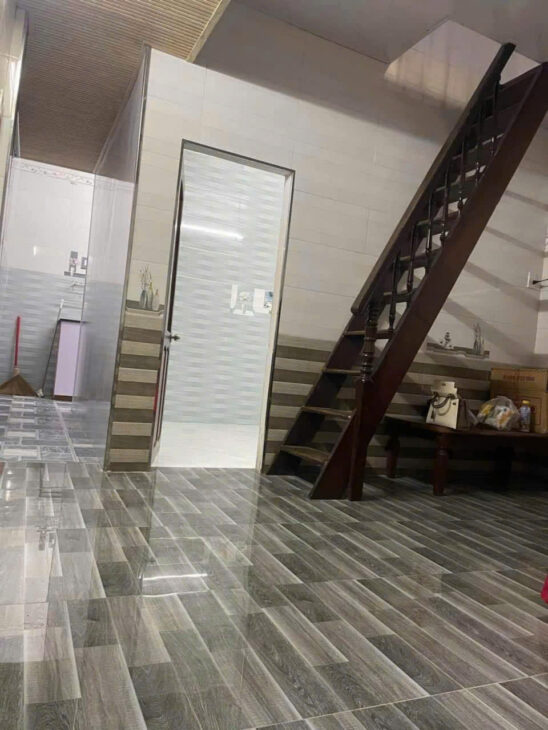 ♥ 1.25 tỷ Nhà Kiệt Nguyễn Tất Thành thông Trần Cao Vân, 30m2, ngang 4m, vuông, 2 tầng