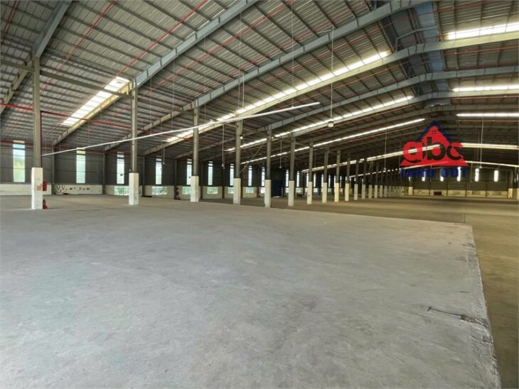 XT372 nhà xưởng cho thuê lâu dài, kết nối giao thông thuận lợi gần cảng biển. cao tốc