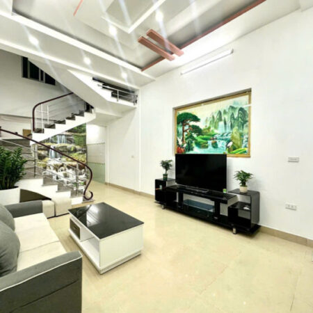 Nhà Vĩnh Tiến – Lê Chân, 37m 3 tầng, ô.tô đỗ cửa cực nông, Giá 2.33 tỉ rất hiếm
