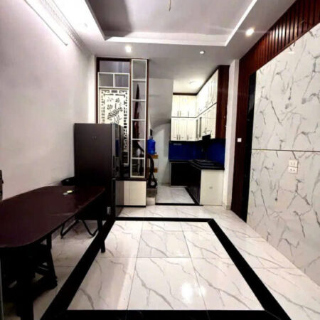 Bán Nhà Hoàng Hoa Thám, Ba Đình 5 Tầng, Lô Góc, Ngõ Thông, Pháp Lý Rõ Ràng 6.15 Tỷ